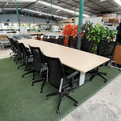 โต๊ะประชุม 14 ที่นั่ง