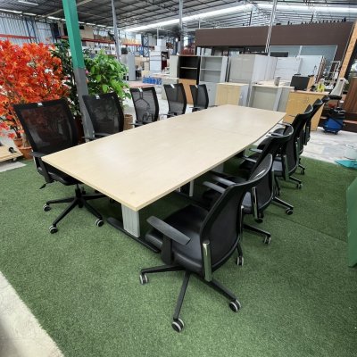 โต๊ะประชุม 10 ที่นั่ง