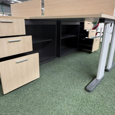 โต๊ะทำงานกลุ่ม 4 ที่นั่งทรง L