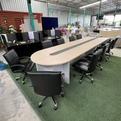 โต๊ะประชุม 10 ที่นั่ง