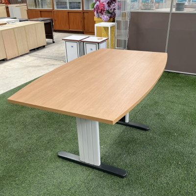 โต๊ะประชุม 4 ที่นั่ง