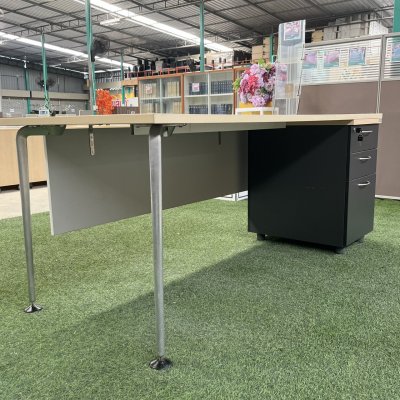 โต๊ะทำงานผู้บริหาร