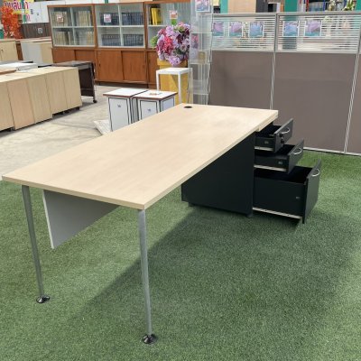 โต๊ะทำงานผู้บริหาร