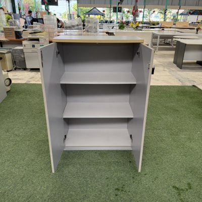 ตู้เอกสาร 2 บานเปิด (สีเทาอ่อน)