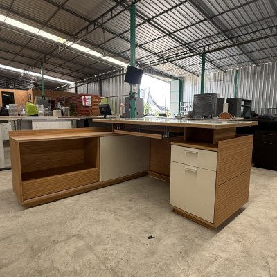 โต๊ะทำงานผู้บริหารทรง L