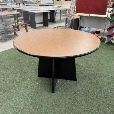 โต๊ะอเนกประสงค์ทรงกลม