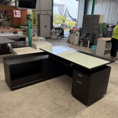 โต๊ะทำงานผู้บริหารทรง L