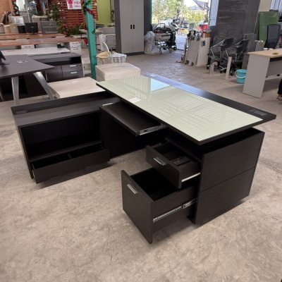 โต๊ะทำงานผู้บริหารทรง L