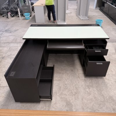 โต๊ะทำงานผู้บริหารทรง L