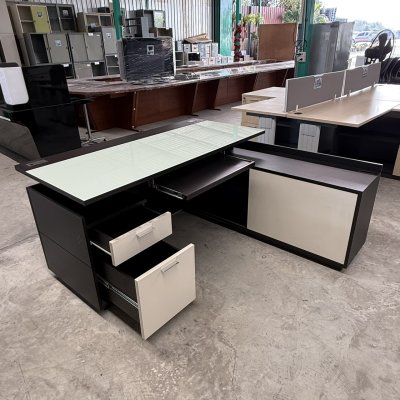 โต๊ะทำงานผู้บริหารทรง L