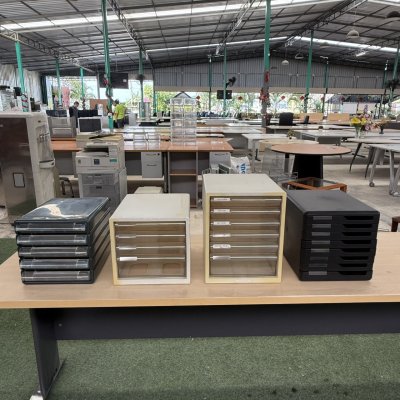 ลิ้นชักใส่เอกสาร