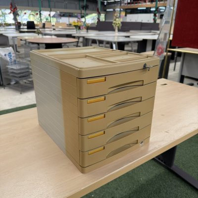 ลิ้นชักใส่เอกสาร