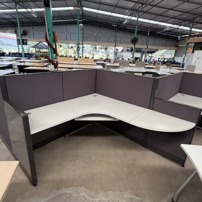 โต๊ะทำงานกลุ่ม 4 ที่นั่งทรง L