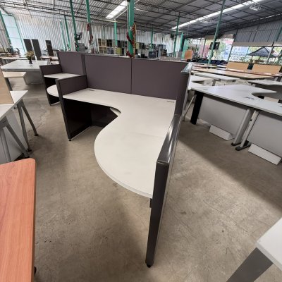 โต๊ะทำงานกลุ่ม 4 ที่นั่งทรง L