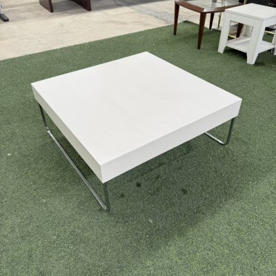 โต๊ะกลาง