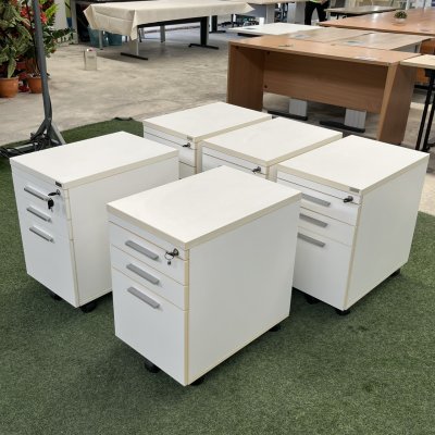 ตู้ลิ้นชักใต้โต๊ะ