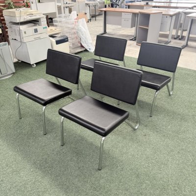 เก้าอี้พักคอย