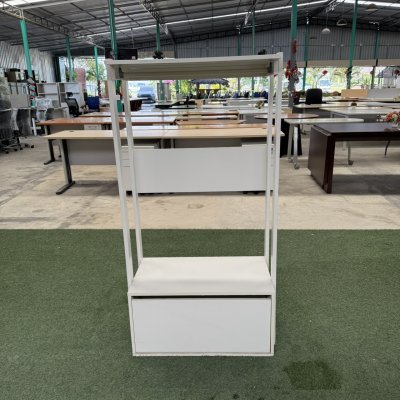 ราวแขวนผ้าสำหรับชุดเด็ก