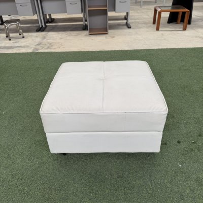 เก้าอี้สตูลพักคอย