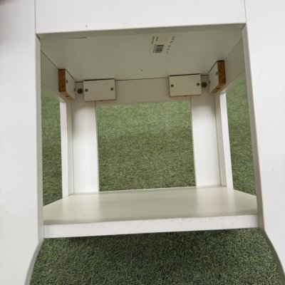 โต๊ะข้างเตียง