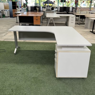 โต๊ะทำงานผู้บริหารทรง L