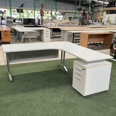 โต๊ะทำงานผู้บริหารทรง L