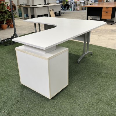 โต๊ะทำงานผู้บริหารทรง L