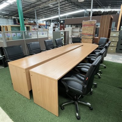 โต๊ะประชุม 10 ที่นั่ง