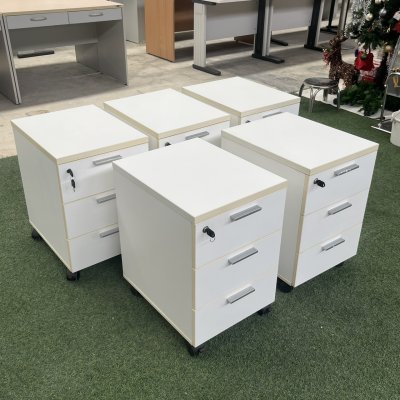 ตู้ลิ้นชักใต้โต๊ะ