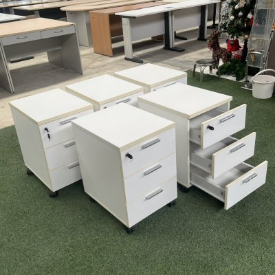 ตู้ลิ้นชักใต้โต๊ะ