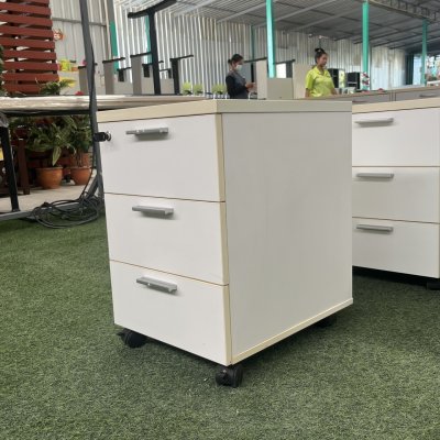 ตู้ลิ้นชักใต้โต๊ะ