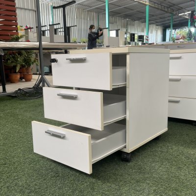 ตู้ลิ้นชักใต้โต๊ะ