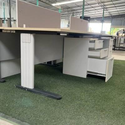 โต๊ะทำงานกลุ่ม 4 ที่นั่ง