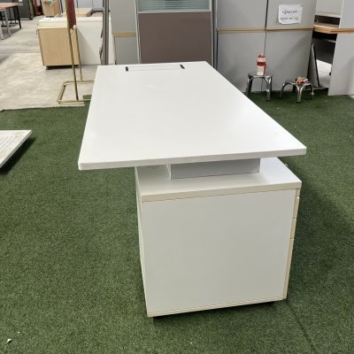 โต๊ะทำงานผู้บริหาร