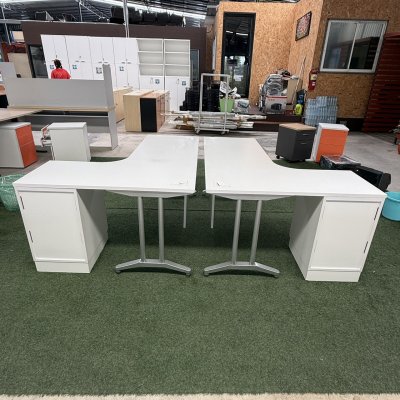 โต๊ะทำงานทรง L