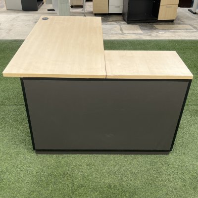 โต๊ะทำงานทรง L