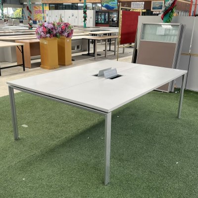 โต๊ะประชุม 6-8 ที่นั่ง