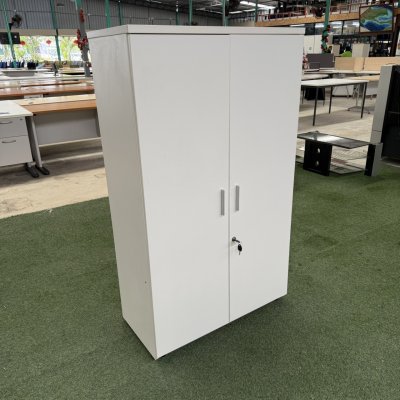 ตู้เอกสาร 2 บานเปิด (สีขาว)