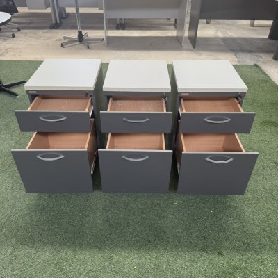 ตู้ลิ้นชักใต้โต๊ะ