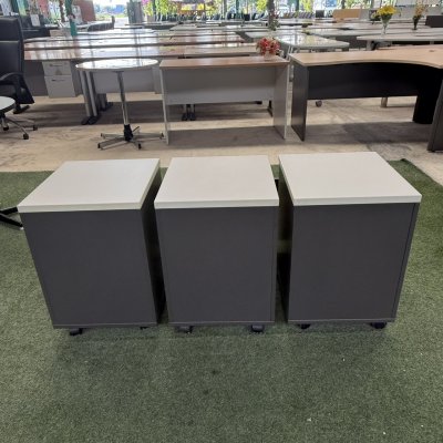 ตู้ลิ้นชักใต้โต๊ะ