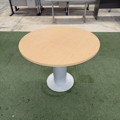 โต๊ะประชุมทรงกลม 4 ที่นั่ง