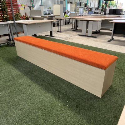 เก้าอี้สตูล