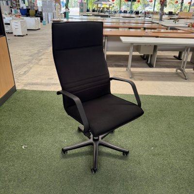 เก้าอี้ผู้บริหาร