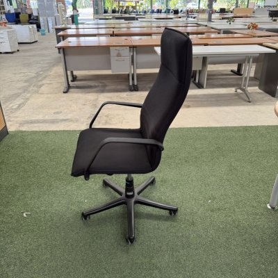 เก้าอี้ผู้บริหาร