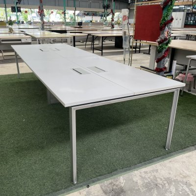 โต๊ะประชุม 10 ที่นั่ง