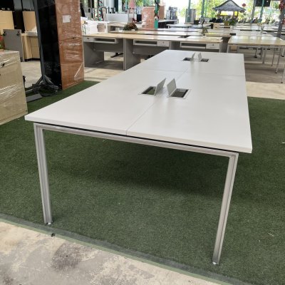 โต๊ะประชุม 10 ที่นั่ง