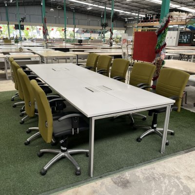 โต๊ะประชุม 10 ที่นั่ง