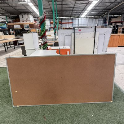 กระดานไวท์บอร์ด แขวนผนัง