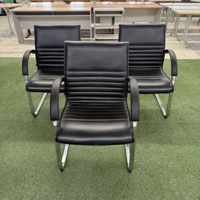 เก้าอี้รับรอง