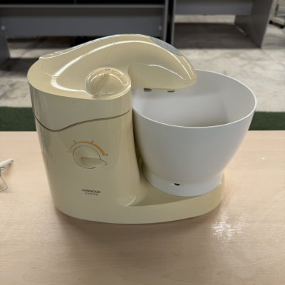 เครื่องผสมอาหาร